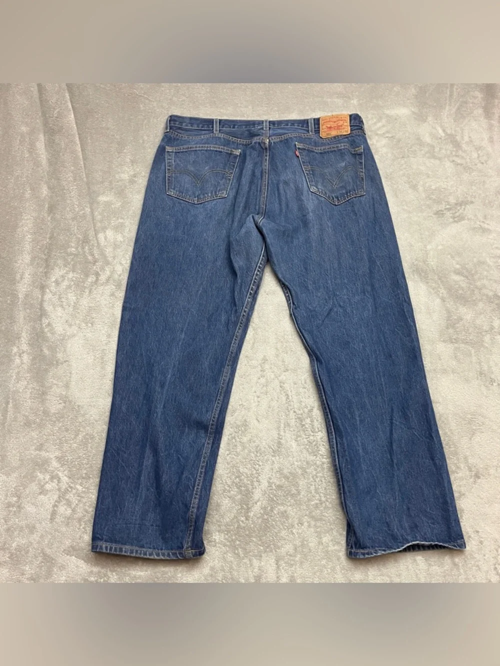 Levis 501 Jeans Mens 44x32 Blue Denim Straight Leg Button Fly cotton Tag